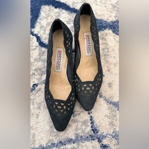Bandolino Black Cutout Heels